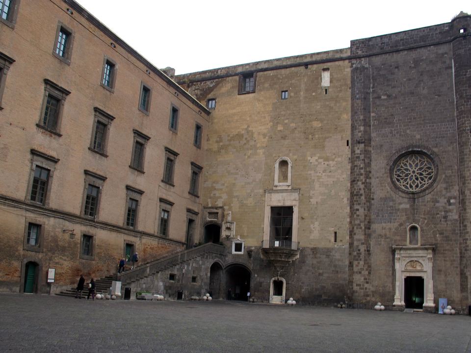 Castel Nuovo 3/3